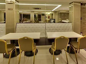 Hotel D Circle