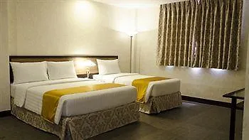D Circle Manila